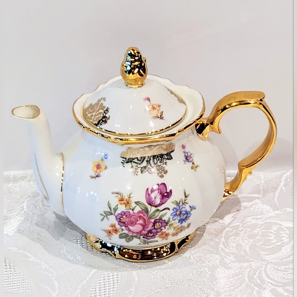 Vintage little German Tea pot. Rare Reichenbach Gold Gilded  bone china - Picture 4 of 15